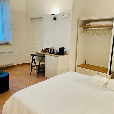 Affittacamere Casale Magrini Foligno 4*